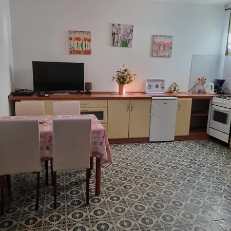 Lavanda Pjescana Uvala